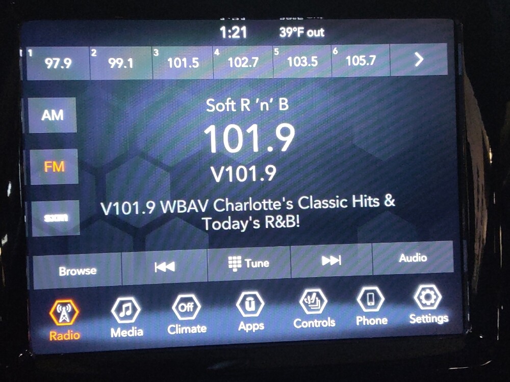 2019 Jeep Cherokee in Conway, SC 29526 - 18086239 25