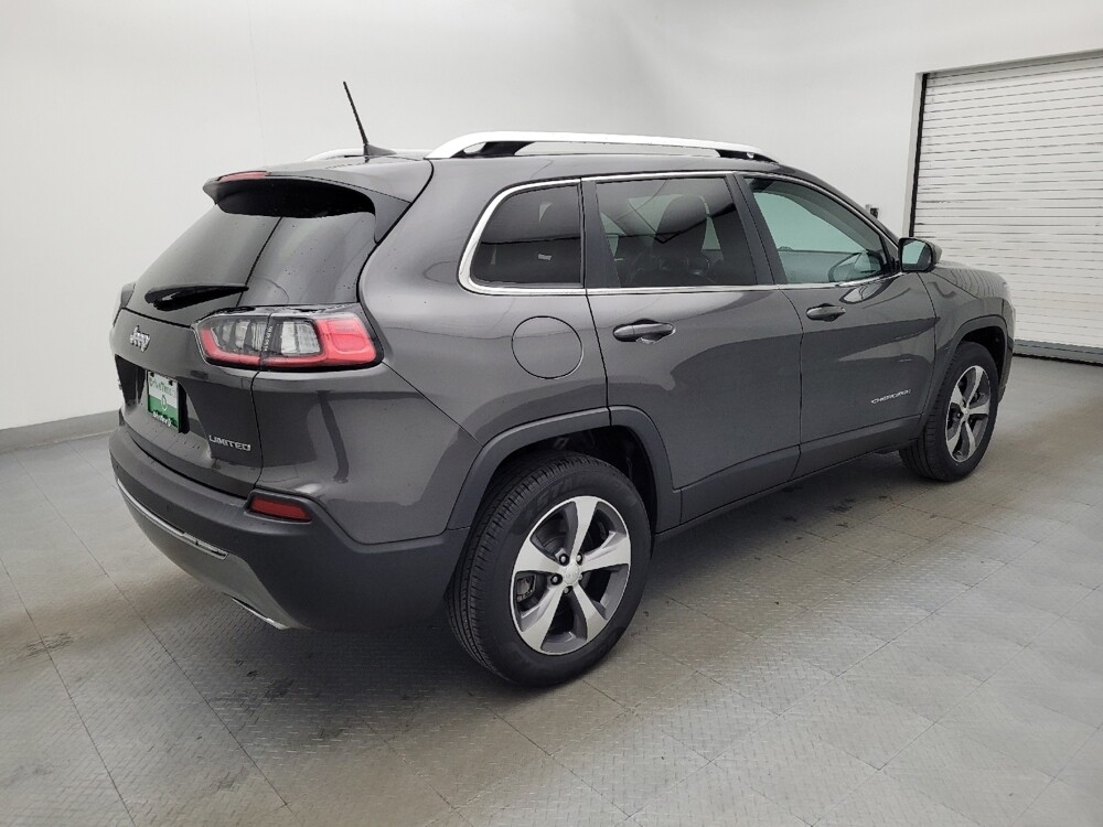 2019 Jeep Cherokee in Conway, SC 29526 - 18086239 10