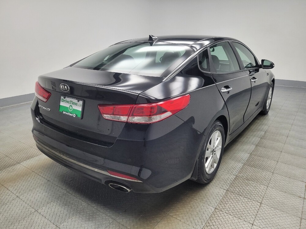2018 Kia Optima in Highland, IN 46322 - 18086243 9
