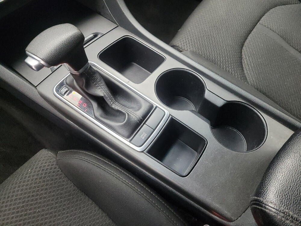 2018 Kia Optima in Highland, IN 46322 - 18086243 26