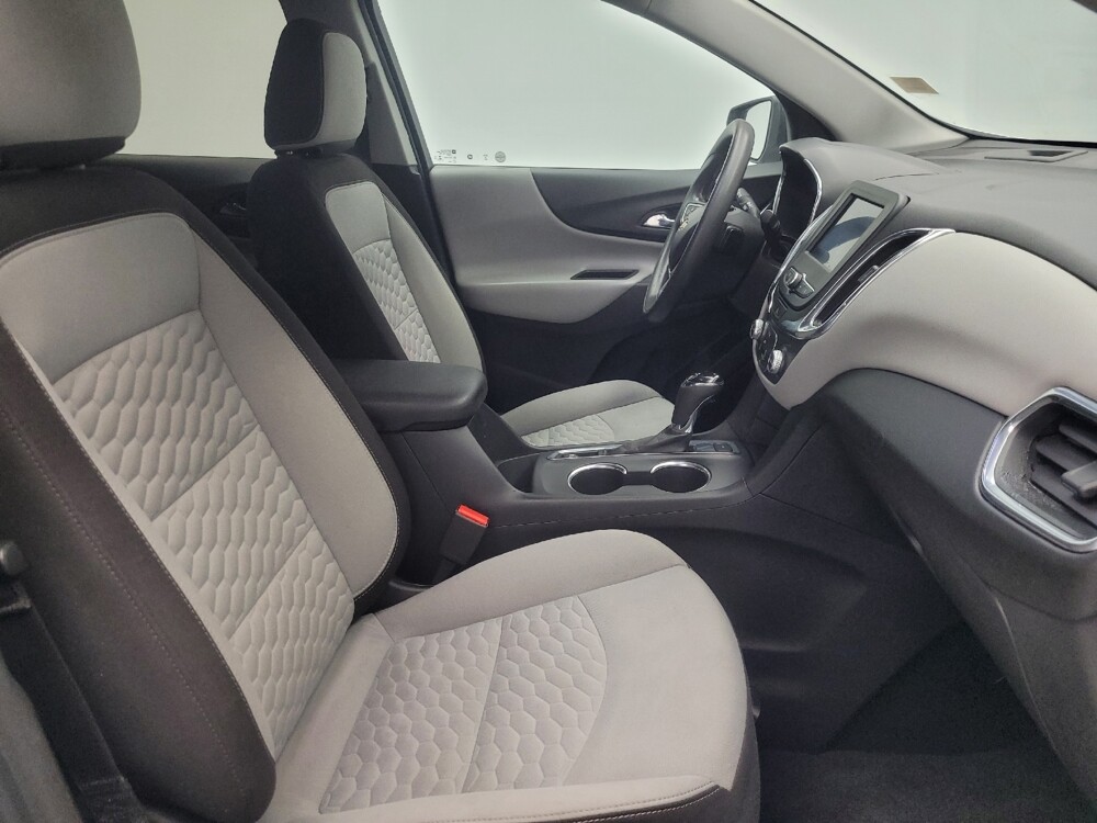 2020 Chevrolet Equinox in Indianapolis, IN 46222 - 18086244 21