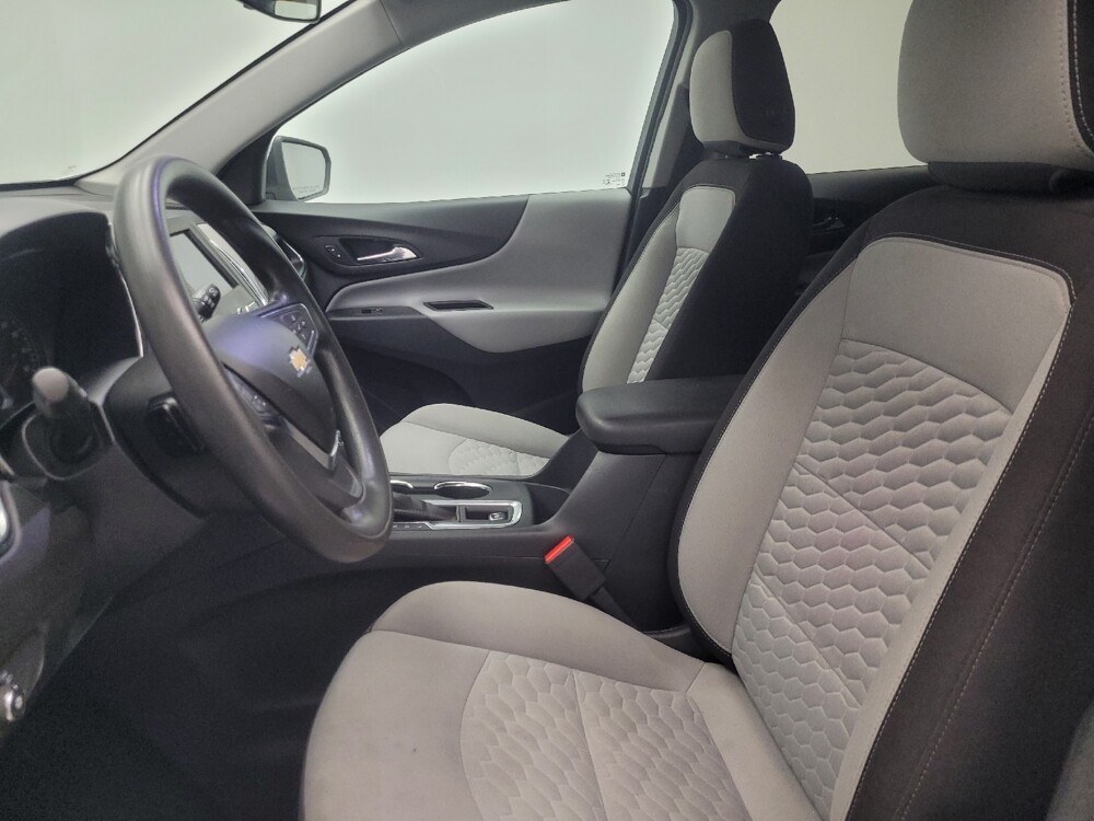 2020 Chevrolet Equinox in Indianapolis, IN 46222 - 18086244 17