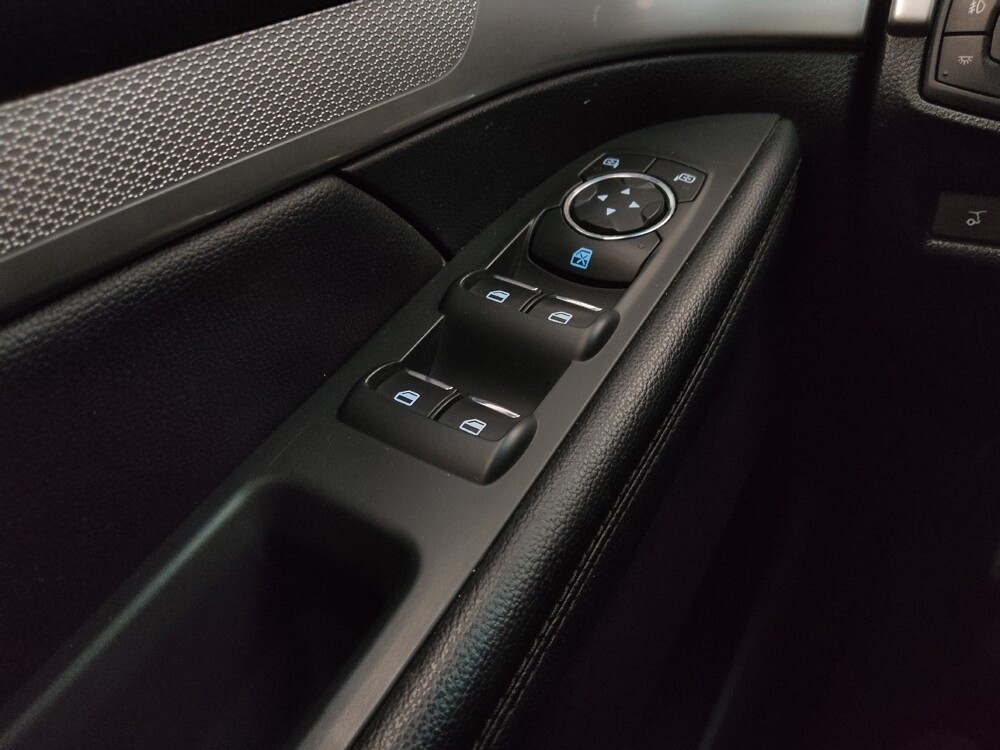 2017 Ford Explorer in Midlothian, IL 60445 - 18086248 27