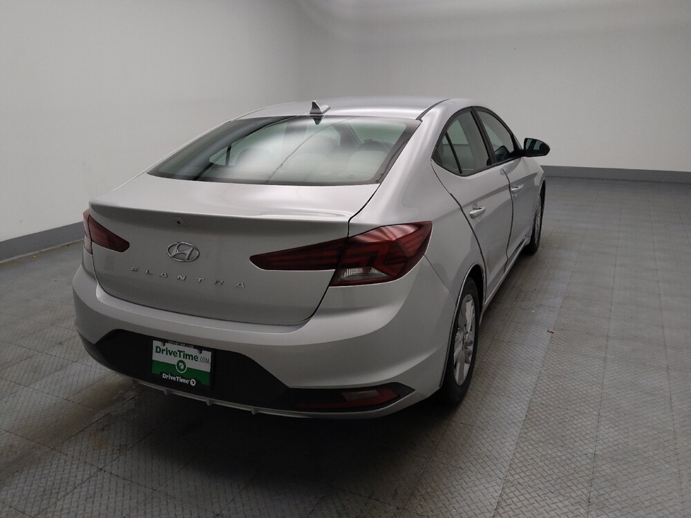 2019 Hyundai Elantra in Midlothian, IL 60445 - 18086251 9