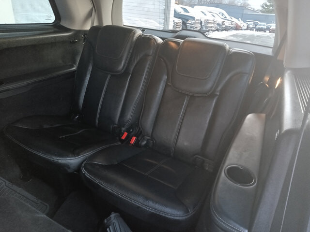 2012 Mercedes-Benz GL 550 in DuBois, PA 15801 - 18086265 10