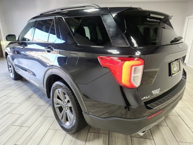 2021 Ford Explorer in Cinnaminson, NJ 08077 - 18086269 3