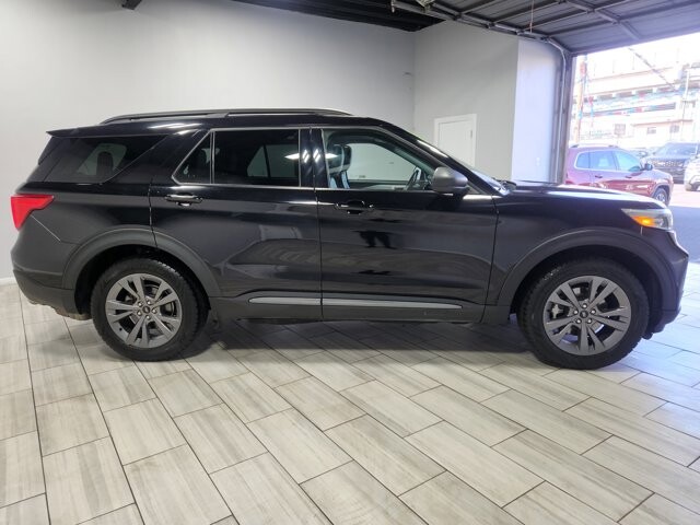 2021 Ford Explorer in Cinnaminson, NJ 08077 - 18086269 6