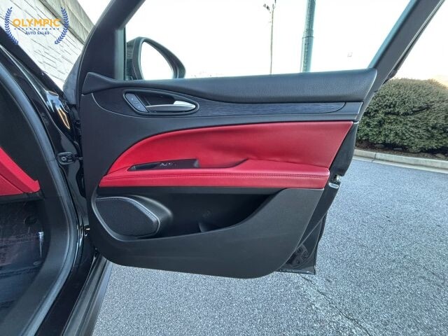 2020 Alfa Romeo Stelvio in Decatur, GA 30032 - 18086277 30