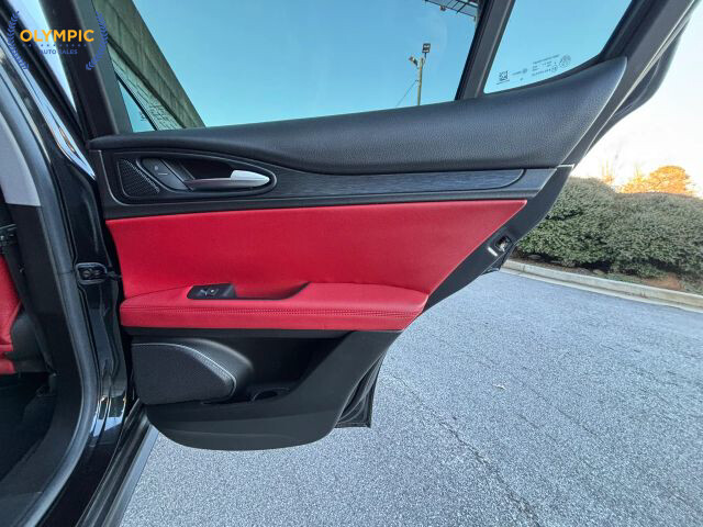 2020 Alfa Romeo Stelvio in Decatur, GA 30032 - 18086277 43