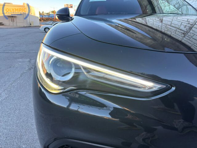 2020 Alfa Romeo Stelvio in Decatur, GA 30032 - 18086277 14