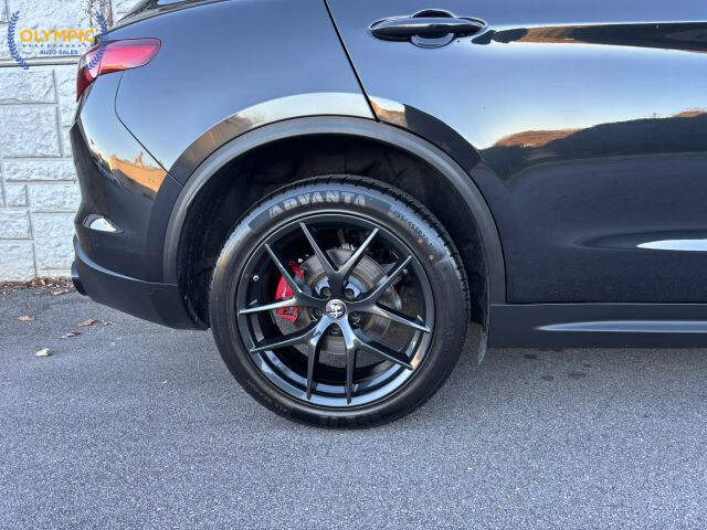 2020 Alfa Romeo Stelvio in Decatur, GA 30032 - 18086277 11