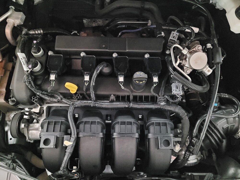 2018 Ford Focus in Downey, CA 90241 - 18086297 30