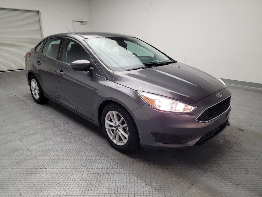 2018 Ford Focus in Downey, CA 90241 - 18086297 13