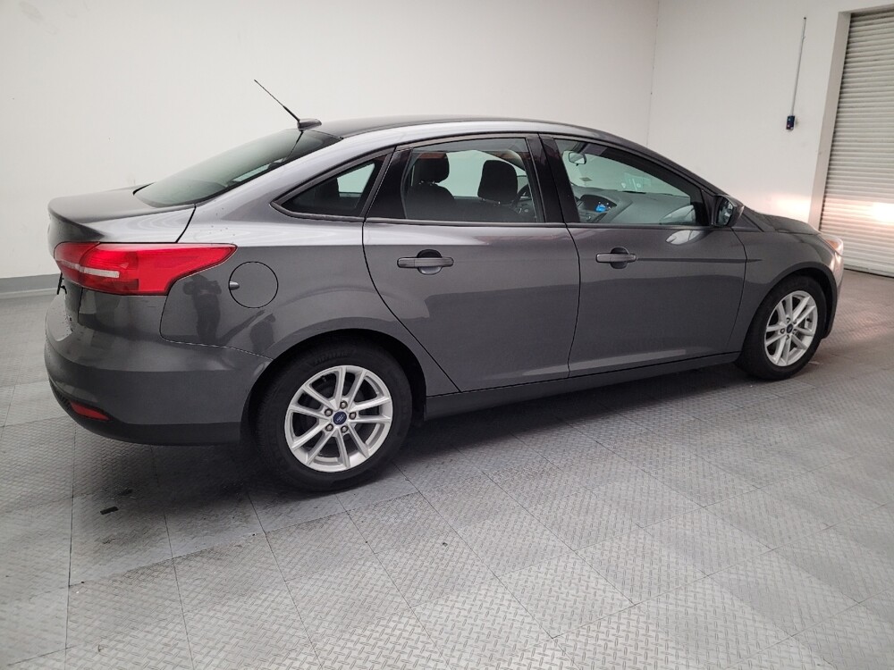 2018 Ford Focus in Downey, CA 90241 - 18086297 10