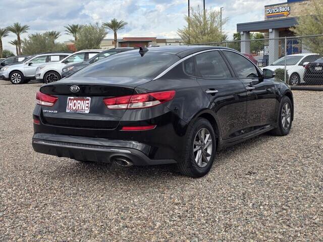 2020 Kia Optima in Mesa, AZ 85212 - 18086300 8