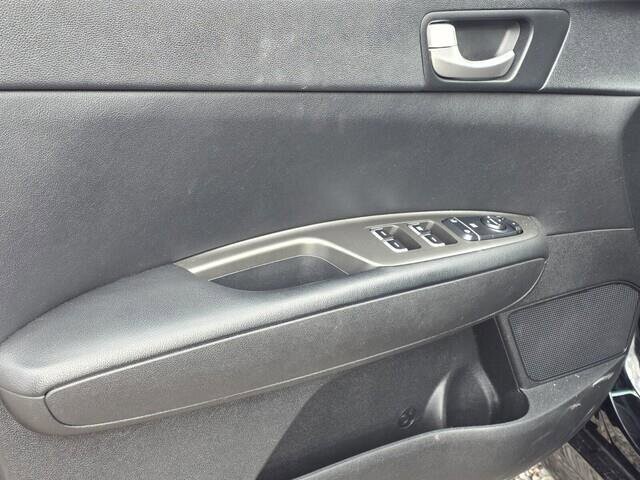 2020 Kia Optima in Mesa, AZ 85212 - 18086300 13