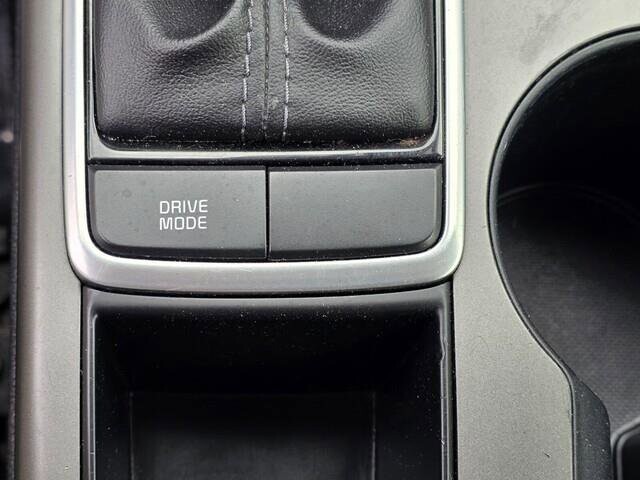 2020 Kia Optima in Mesa, AZ 85212 - 18086300 23