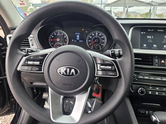 2020 Kia Optima in Mesa, AZ 85212 - 18086300 25