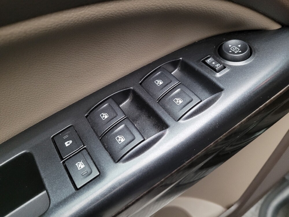 2016 GMC Canyon in Riverside, CA 92504 - 18086302 27