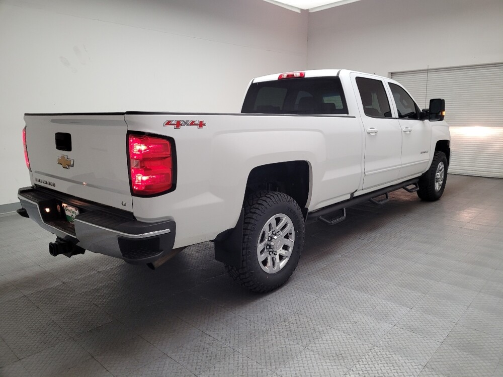 2017 Chevrolet Silverado 3500 in Riverside, CA 92504 - 18086303 9