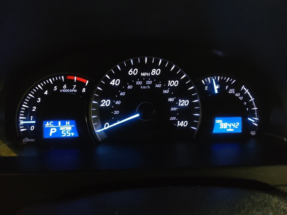 2015 Toyota Camry in Union City, GA 30291 - 18086306 23