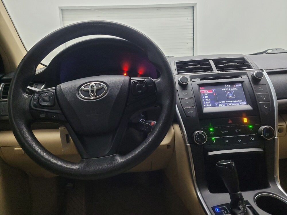 2015 Toyota Camry in Union City, GA 30291 - 18086306 22