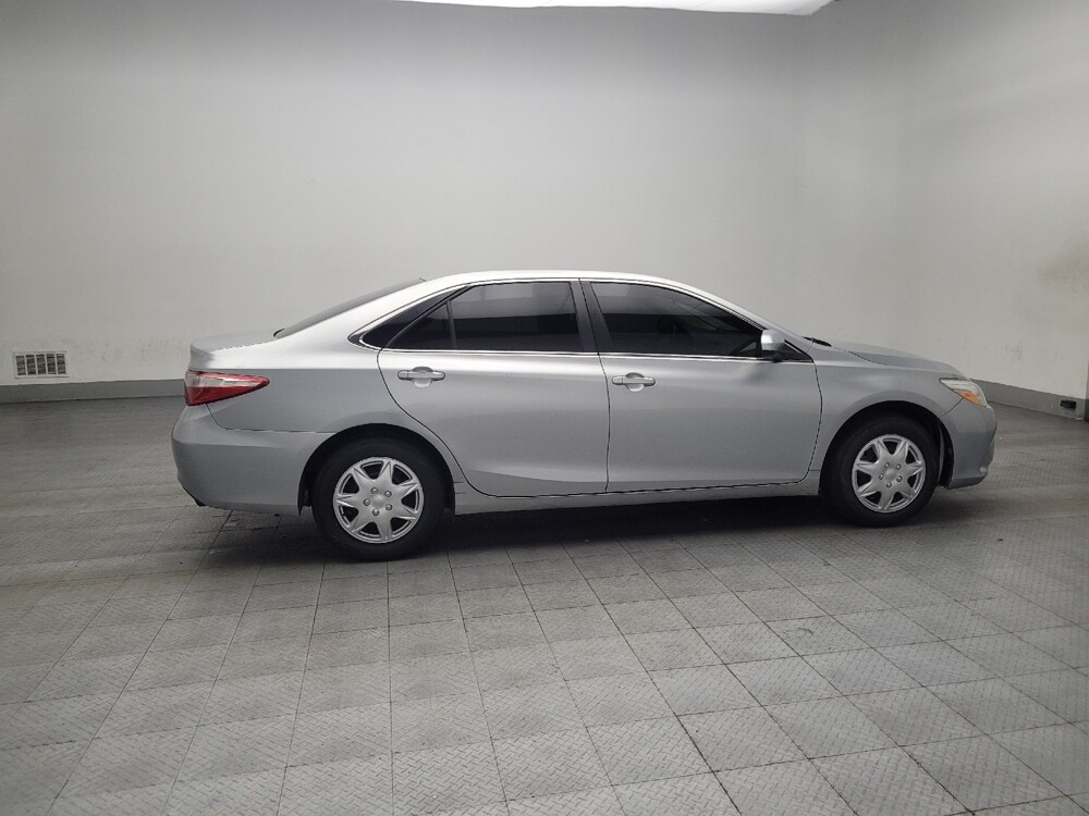 2015 Toyota Camry in Union City, GA 30291 - 18086306 10