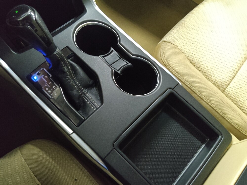 2015 Toyota Camry in Union City, GA 30291 - 18086306 26