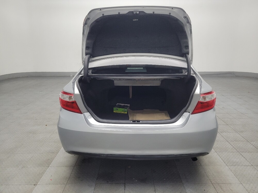 2015 Toyota Camry in Union City, GA 30291 - 18086306 29