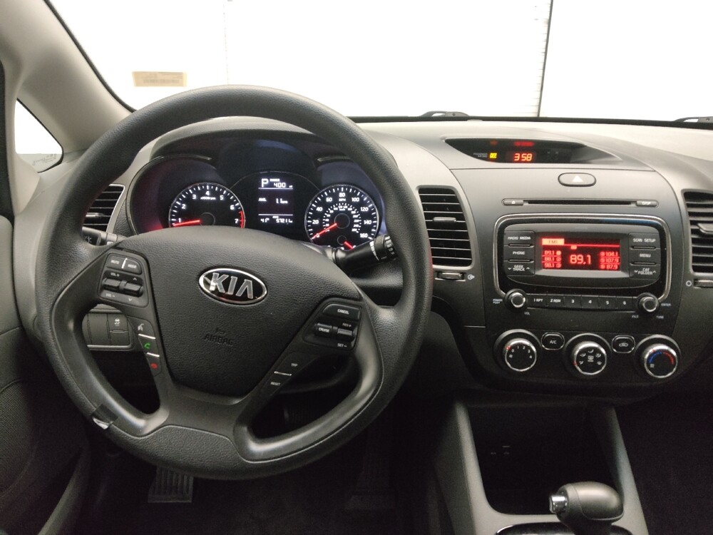 2018 Kia Forte in Marietta, GA 30062 - 18086325 22