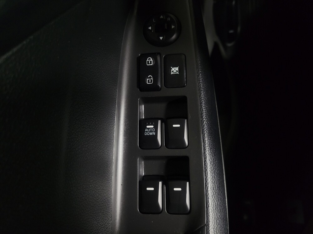 2018 Kia Forte in Marietta, GA 30062 - 18086325 27