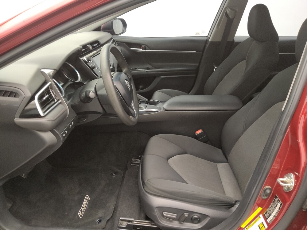 2018 Toyota Camry in St. Louis, MO 63136 - 18086327 17