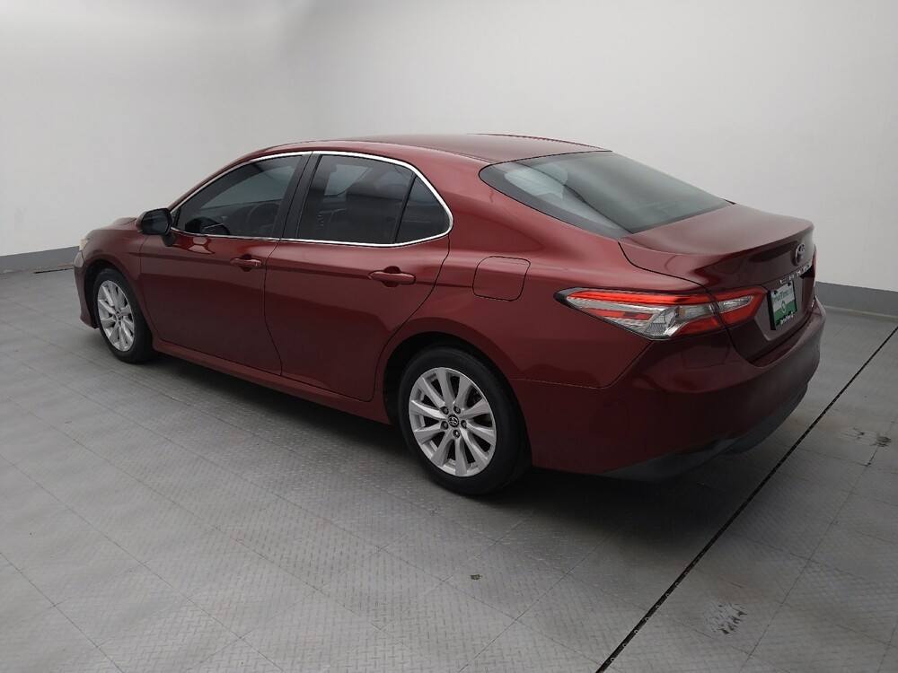 2018 Toyota Camry in St. Louis, MO 63136 - 18086327 3