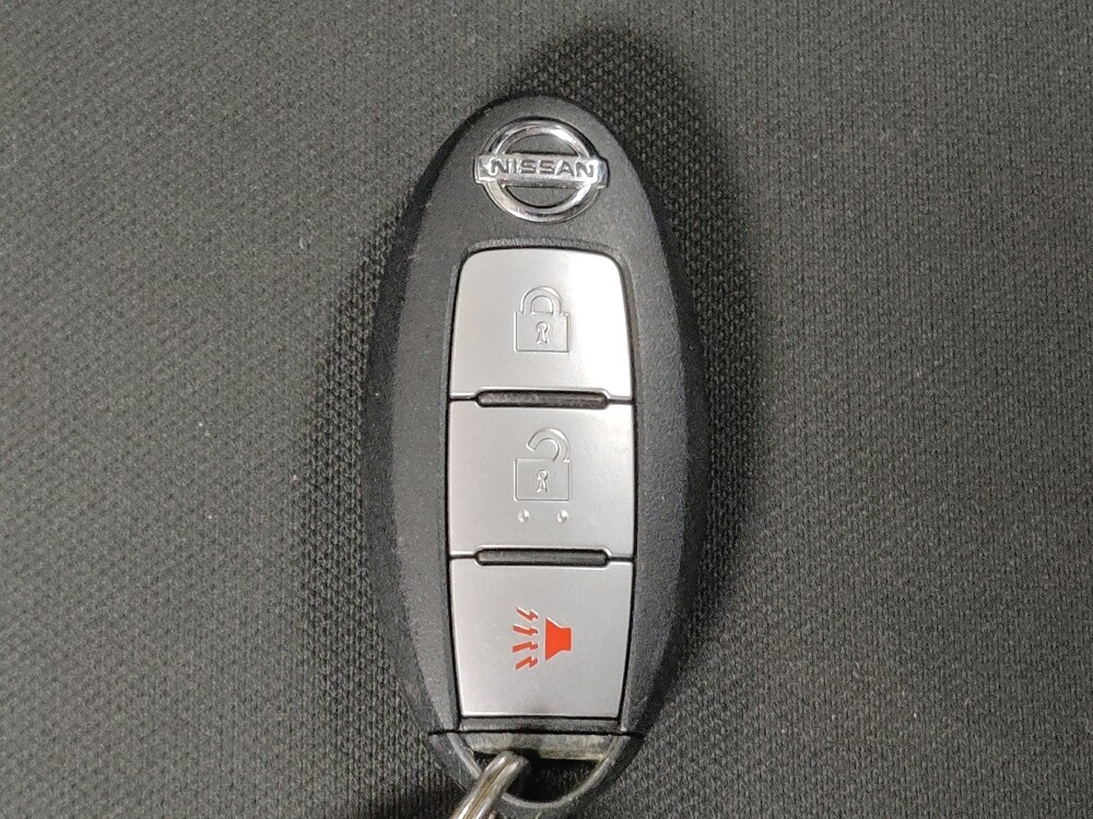 2017 Nissan Titan in Tyler, TX 75701 - 18086328 32