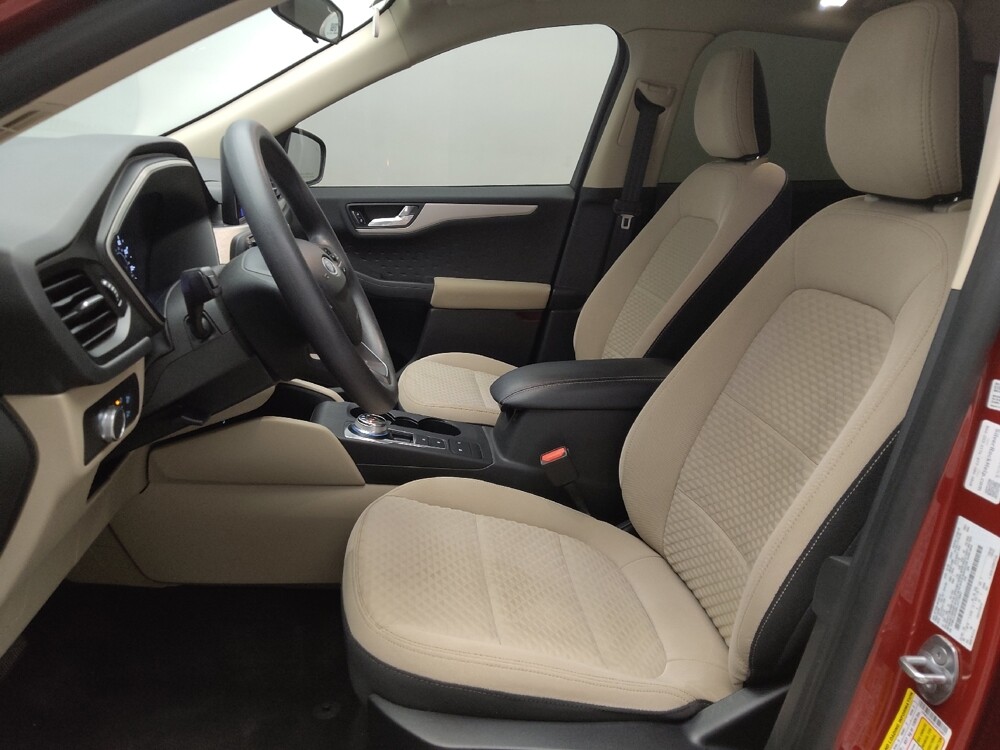 2020 Ford Escape in El Paso, TX 79907 - 18086335 17