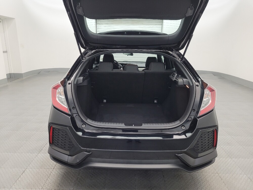 2019 Honda Civic in Glendale, AZ 85301 - 18086339 29