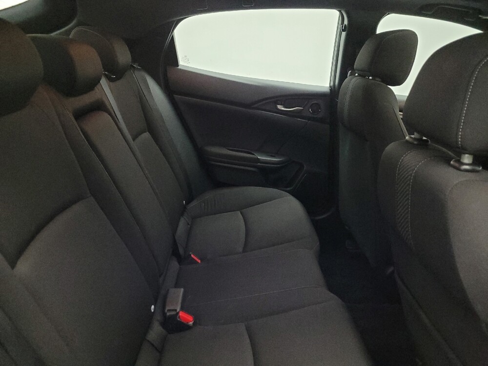 2019 Honda Civic in Glendale, AZ 85301 - 18086339 19