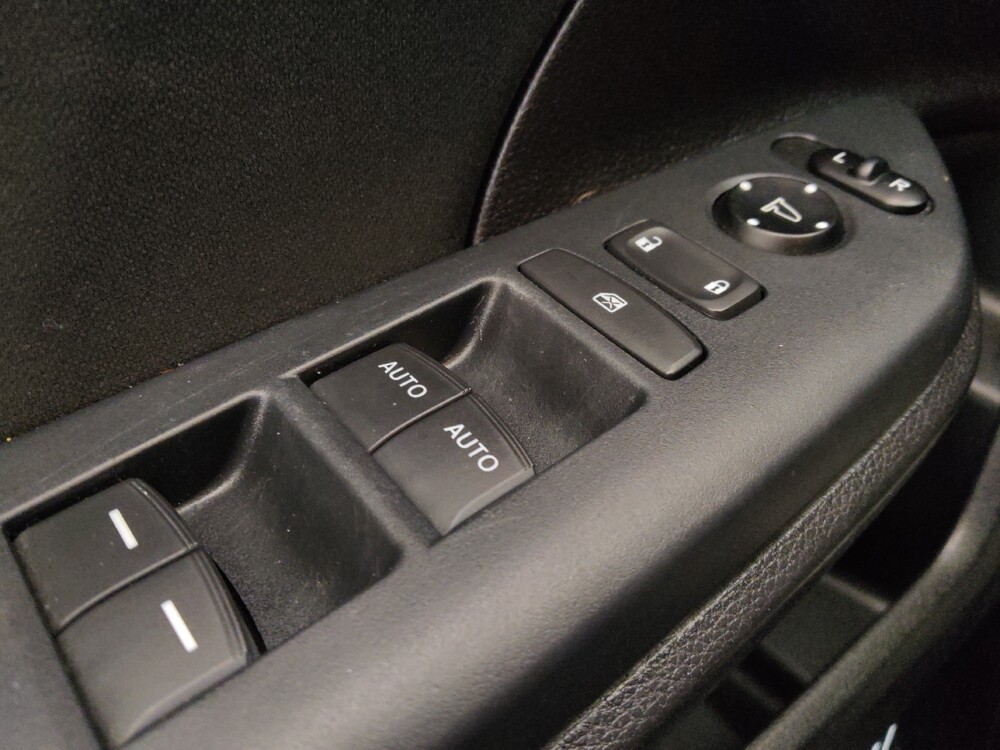 2019 Honda Civic in Glendale, AZ 85301 - 18086339 27