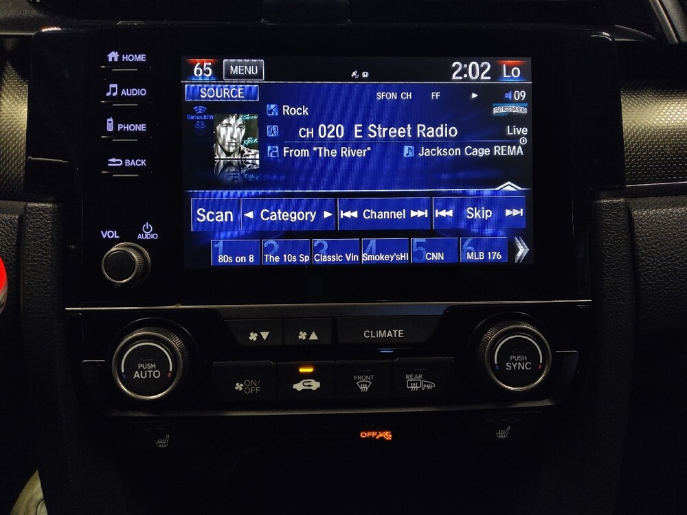 2019 Honda Civic in Glendale, AZ 85301 - 18086339 25