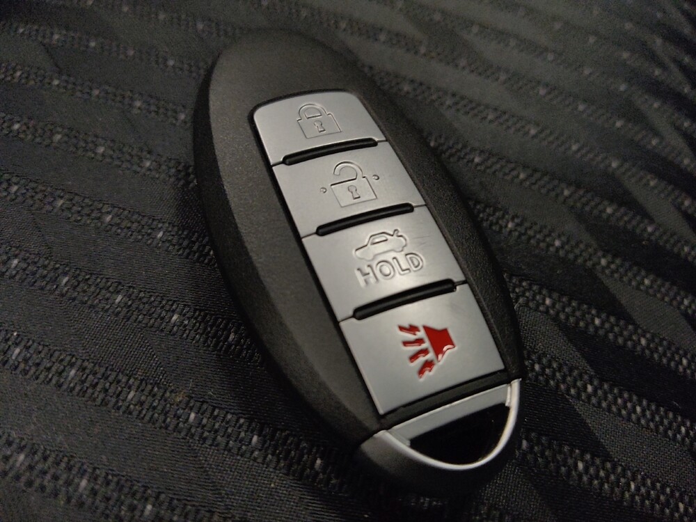 2017 Nissan Altima in Chandler, AZ 85225 - 18086341 32