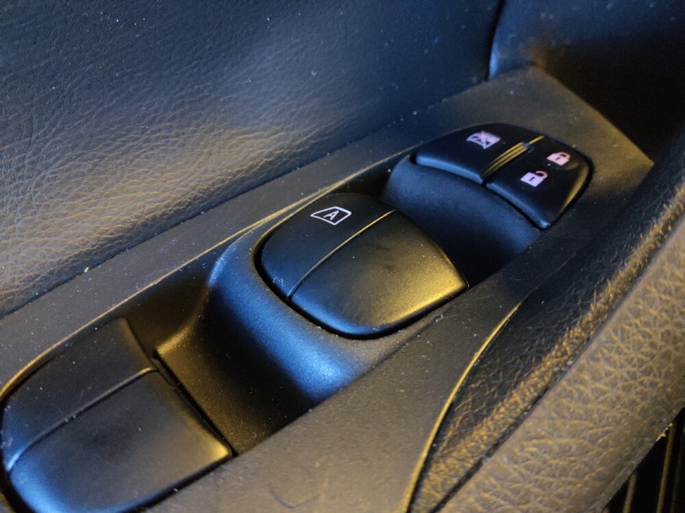 2017 Nissan Altima in Chandler, AZ 85225 - 18086341 27