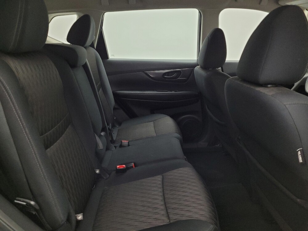 2019 Nissan Rogue in Maple Heights, OH 44137 - 18086345 19