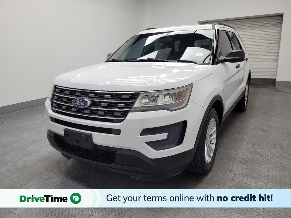 2017 Ford Explorer in Las Vegas, NV 89102 - 18086348