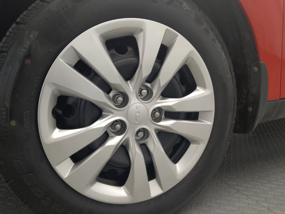 2022 Kia Soul in Pensacola, FL 32505 - 18086351 31