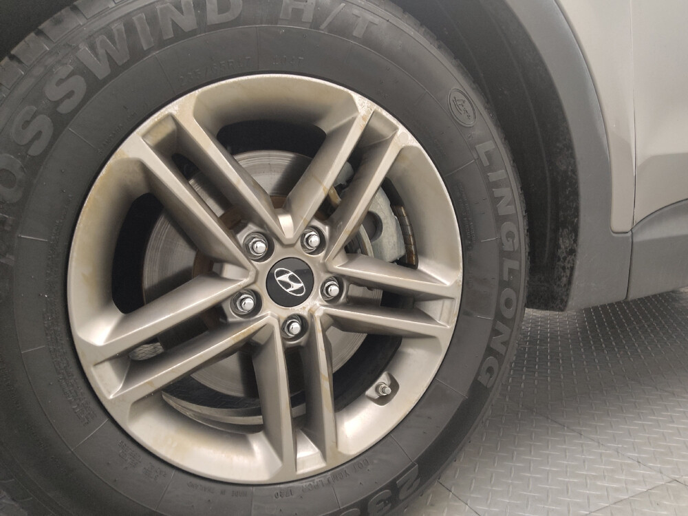 2017 Hyundai Santa Fe in Jacksonville, FL 32225 - 18086352 31