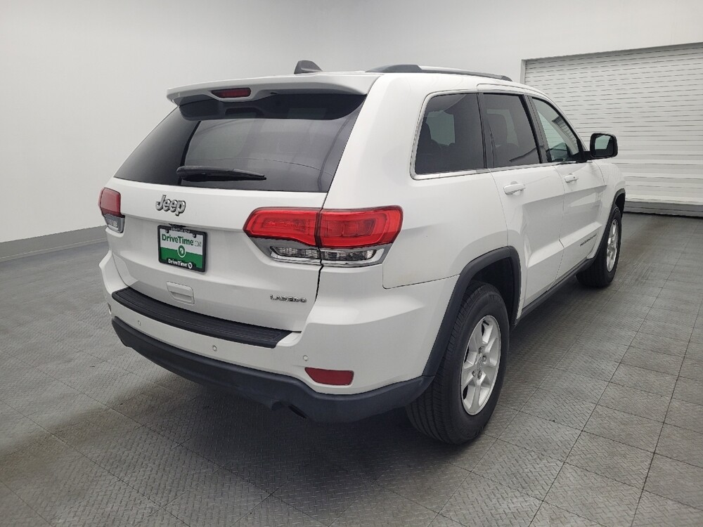 2016 Jeep Grand Cherokee in Fayetteville, NC 28304 - 18086356 9