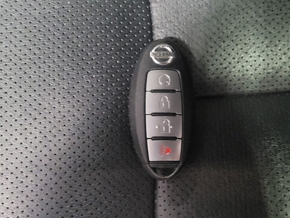 2017 Nissan Rogue Sport in Kissimmee, FL 34744 - 18086357 32