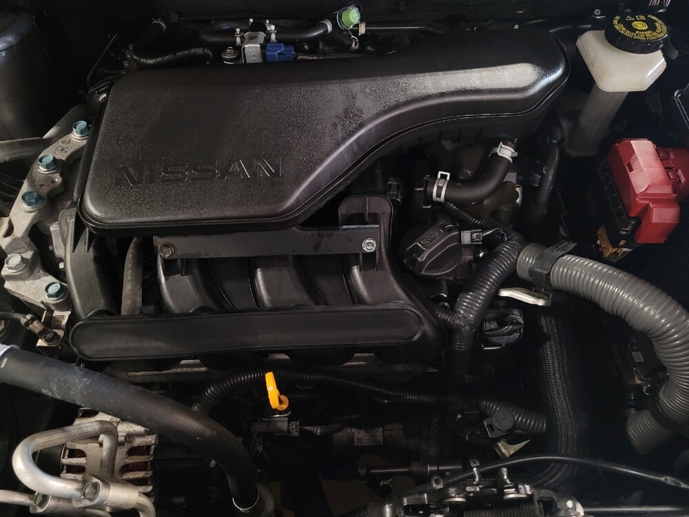 2017 Nissan Rogue Sport in Kissimmee, FL 34744 - 18086357 30