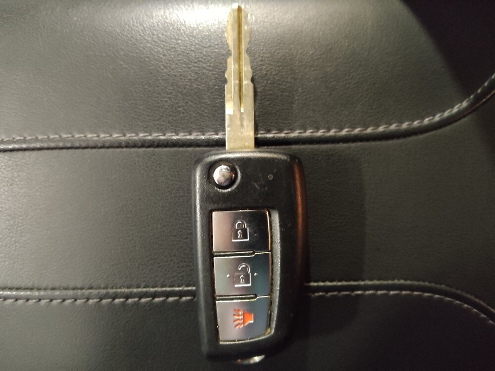 2017 Nissan Rogue in Hialeah, FL 33014 - 18086358 32