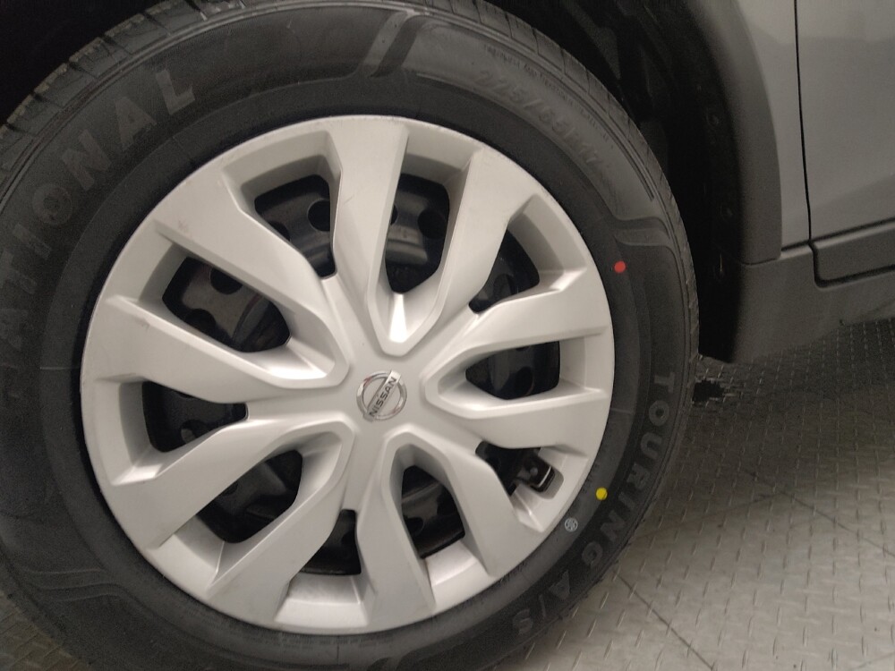 2017 Nissan Rogue in Hialeah, FL 33014 - 18086358 31